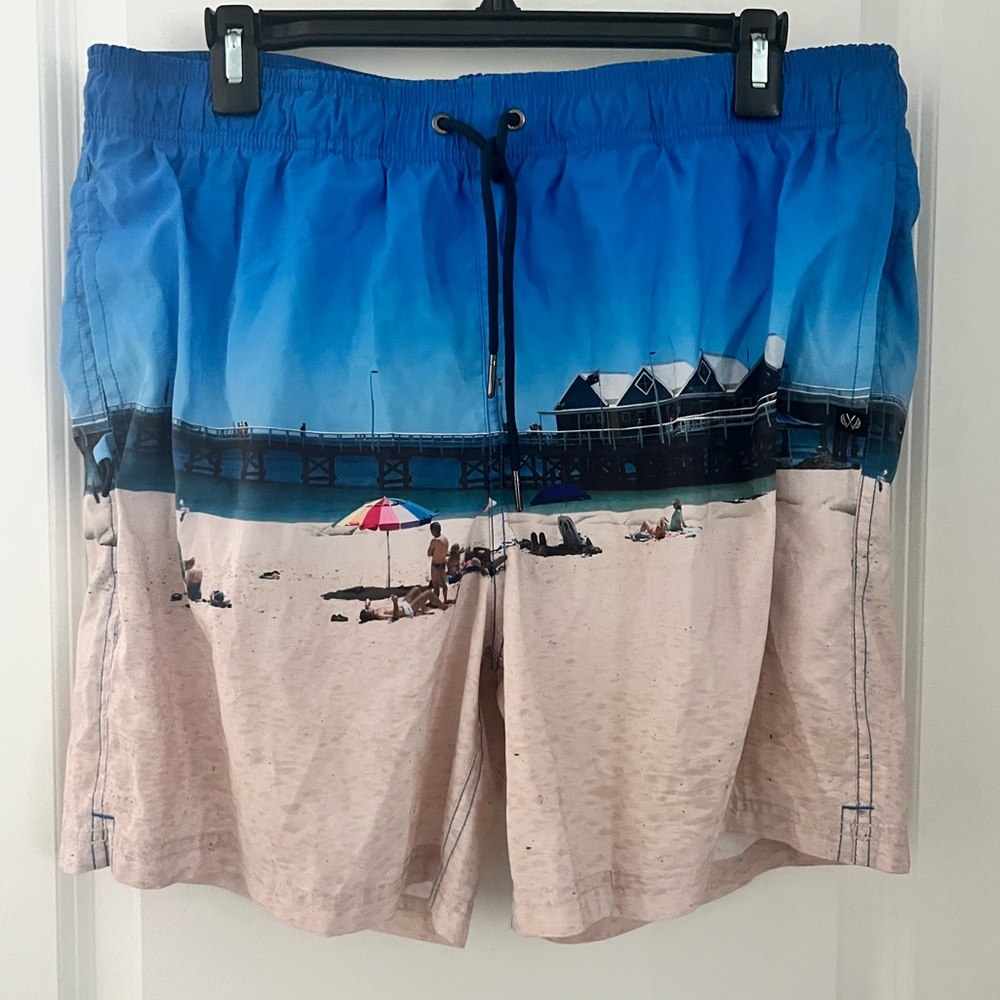 NWT Coast Clothing Co Quick Dry Beach Scene Swim Trunks, Size XL